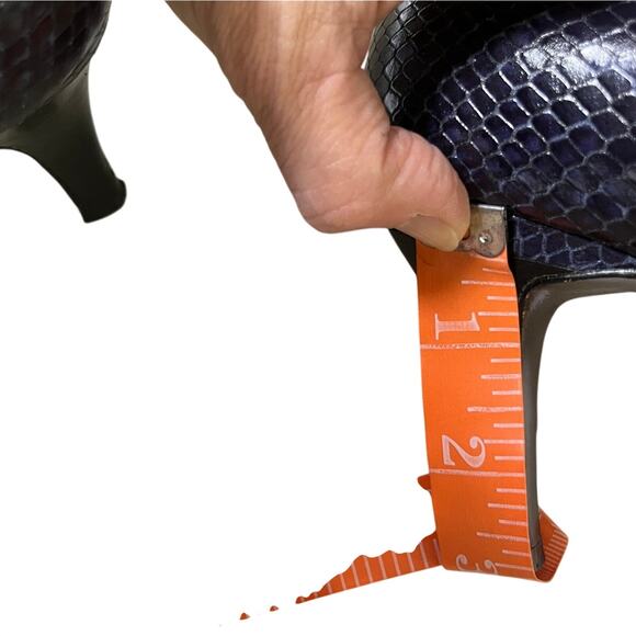 Cole Haan  Peep Toe Heels 7.5B Blue Snakeskin Embossed Leather Classic Preppy - Picture 10 of 12